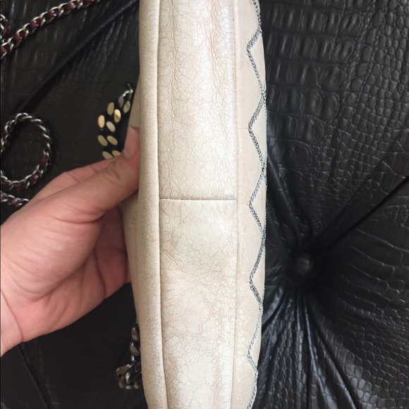 ❤️TRADED❤️CHANEL IVORY CHAIN CLUTCH HANDBAG QUILT - Picture 8 of 8